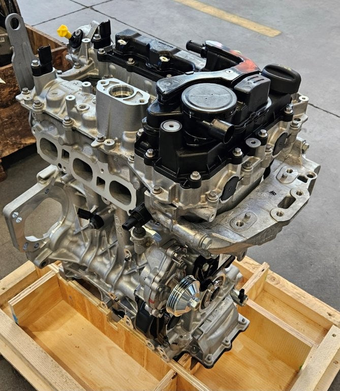 Engine NEW Citroen Opel Peugeot 208 3008 5008 PSA 1.2 12v 3 cil E6 HN05